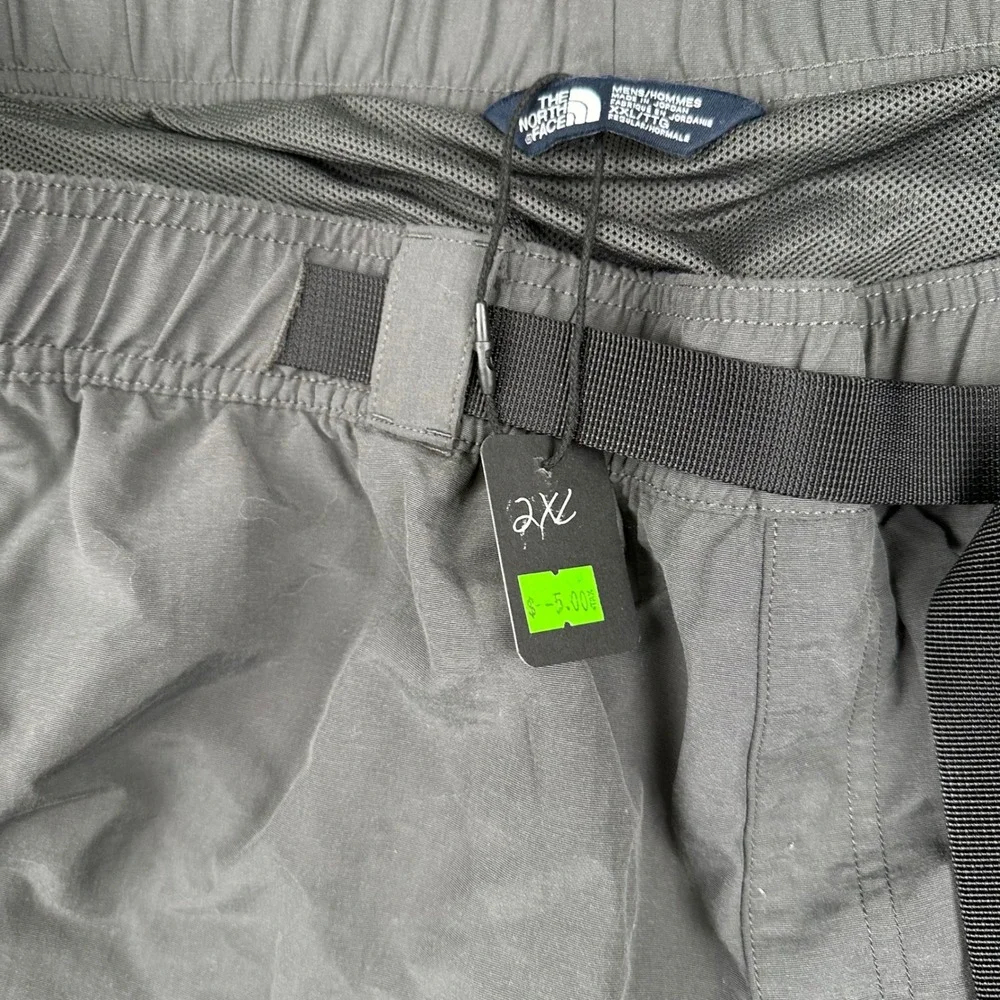 The North Face Class V Belted Shorts Mens XXL Dark Gray Nylon Hiking Gorpcore